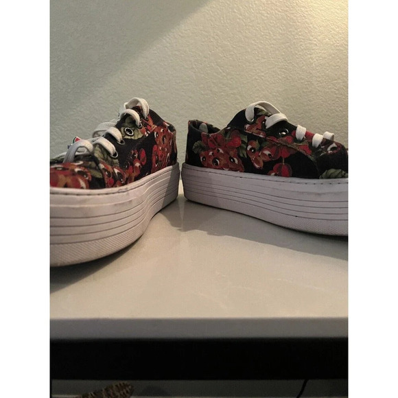 Farm Rio Eye Platform Sneaker - Picture 9 of 9